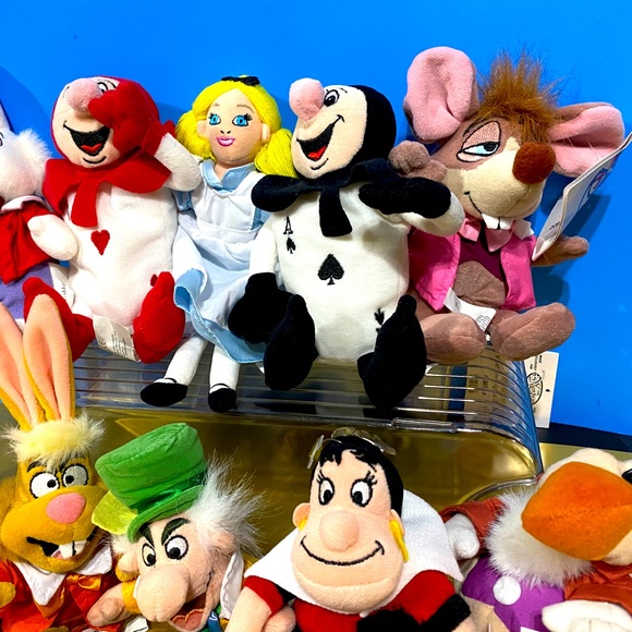 DISNEY EXCLUSIVE NWT 1990s ALICE IN WONDERLAND BEAN BAG PLUSH COMPLETE SET OF 12 - Picture 5 of 15